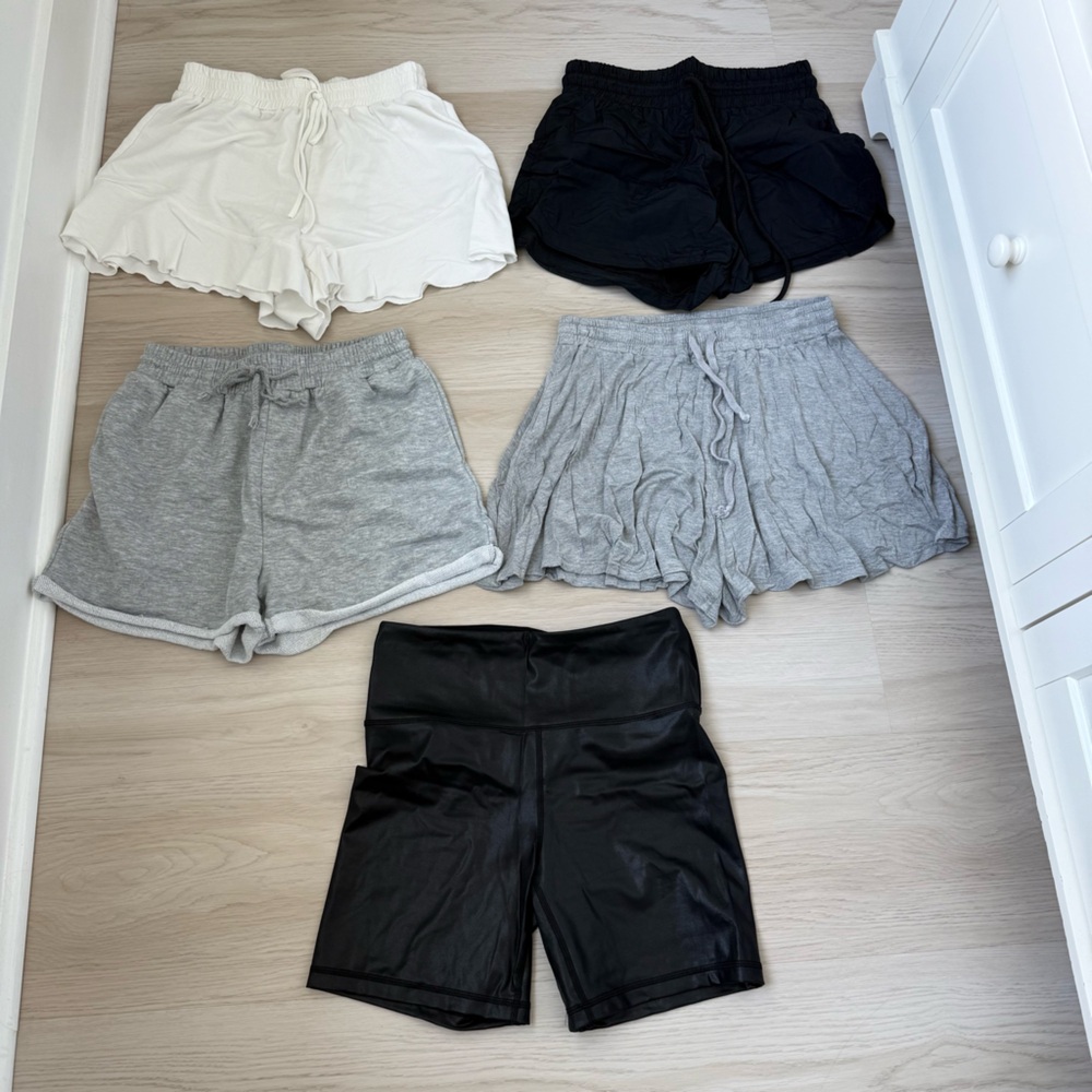 5x Medium Shorts